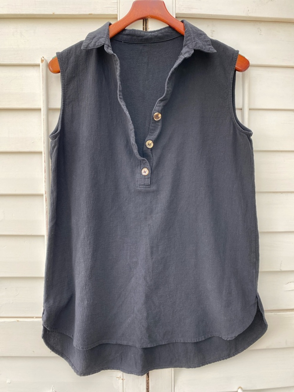 Sleeveless Button-Front Black Linen Blend Tunic Top